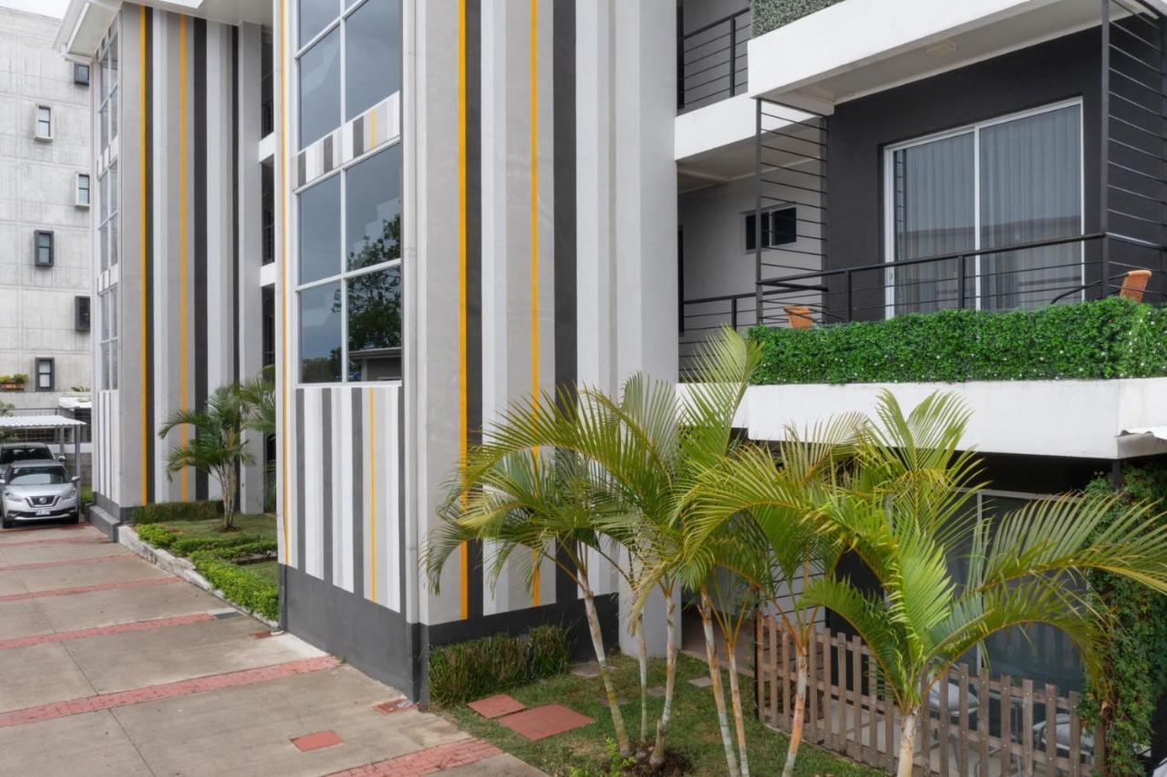 Boulevard Park Apto #27 - 2Bdrm - Selena Segura Heredia Extérieur photo