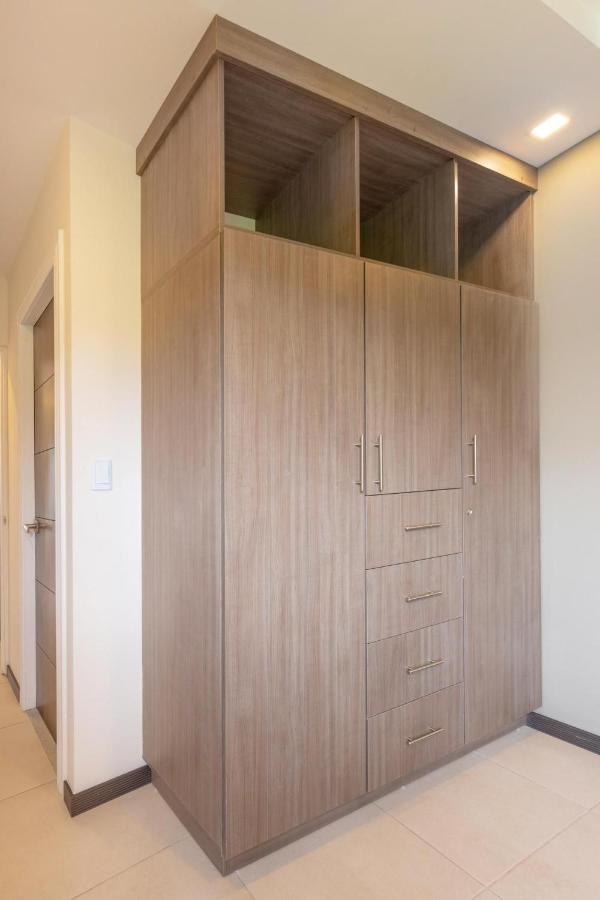 Boulevard Park Apto #27 - 2Bdrm - Selena Segura Heredia Extérieur photo
