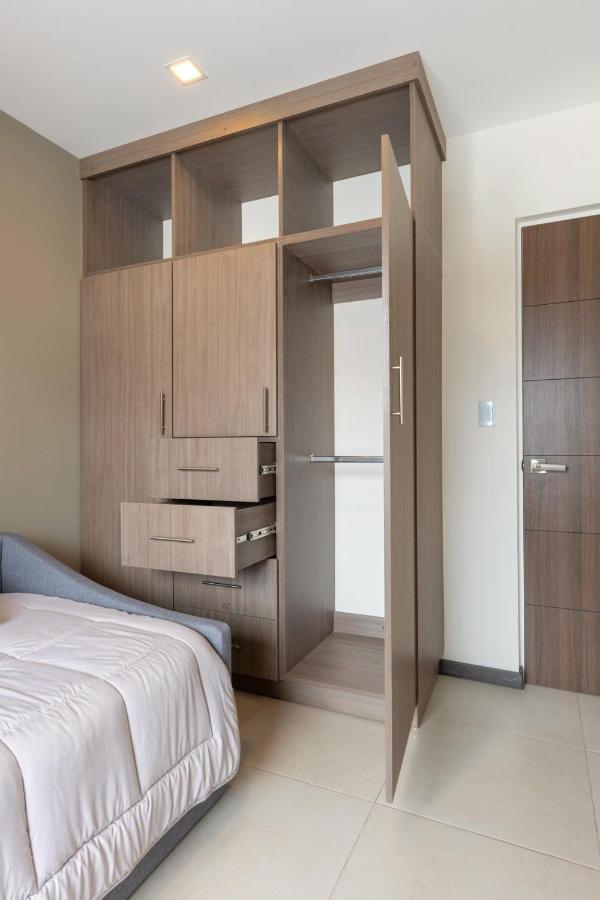 Boulevard Park Apto #27 - 2Bdrm - Selena Segura Heredia Extérieur photo